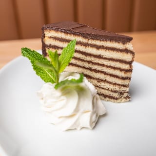 Smith Island Cake